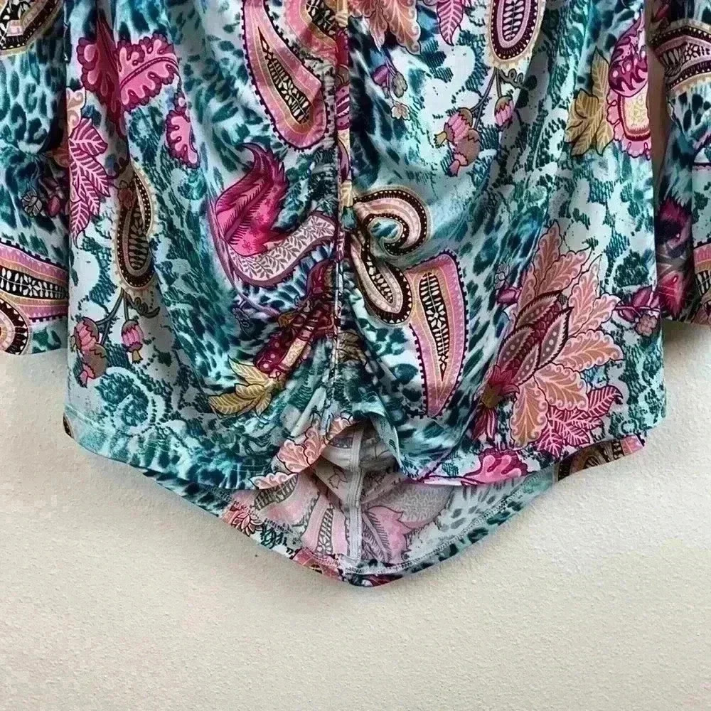VENUS cold shoulder bell sleeve top on bright colors and animal print 3X - Picture 3 of 7